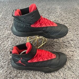 Jordan Fly Unlimited Shoes Anthracite Gym Red Black AA1282-011 Men’s Size 12